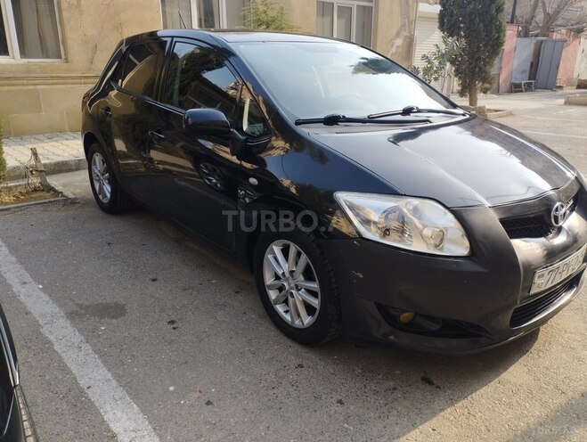 Toyota Auris 2008, 300,000 km - 1.4 l - Bakı