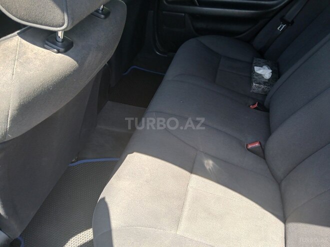 Mercedes E 200 1996, 325,000 km - 2.0 l - Bakı
