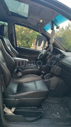 Opel Zafira 2002, 284,000 km - 1.8 l - Bakı