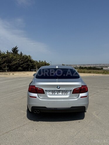 BMW 520 2015, 211,000 km - 2.0 l - Bakı