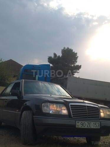 Mercedes E 250 1994, 550,000 km - 2.5 l - İmişli