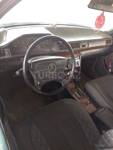 Mercedes E 250 1994, 550,000 km - 2.5 l - İmişli