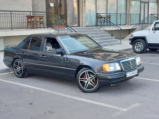 Mercedes E 220 1995, 321,452 km - 2.2 l - Sumqayıt