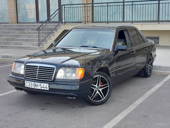 Mercedes E 220 1995, 321,452 km - 2.2 l - Sumqayıt