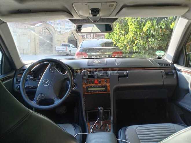 Mercedes E 270 2000, 369,000 km - 2.7 l - Bakı