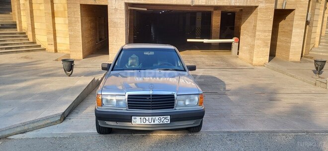 Mercedes 190 1990, 328,579 km - 2.0 l - Bakı