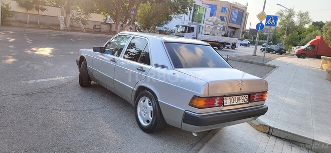 Mercedes 190 1990, 328,579 km - 2.0 l - Bakı