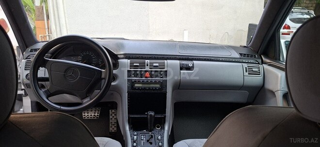 Mercedes E 230 1997, 512,000 km - 2.3 l - Bakı