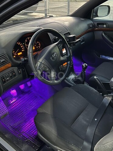 Toyota Avensis 2006, 320,000 km - 2.0 л - Bakı
