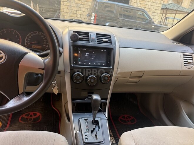Toyota Corolla 2013, 231,000 km - 1.6 l - Bakı