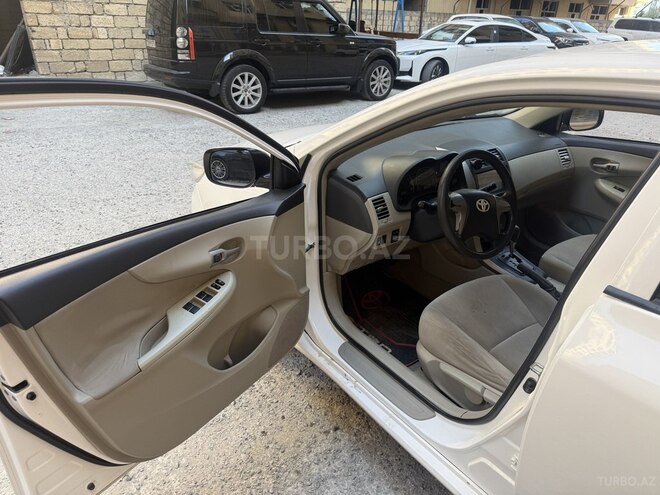 Toyota Corolla 2013, 231,000 km - 1.6 l - Bakı