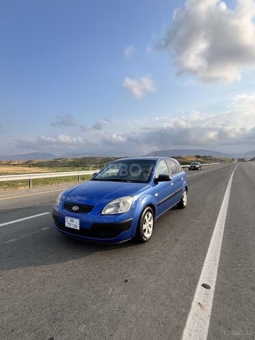 Kia Rio 2009, 345,000 km - 1.4 l - Siyəzən