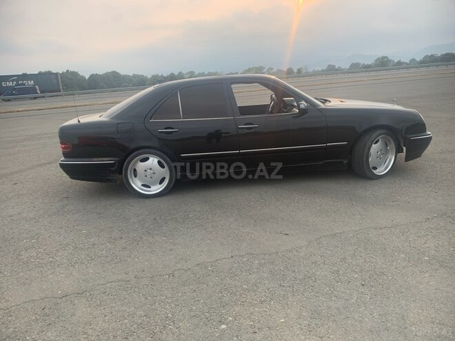 Mercedes E 220 d 1998, 750,000 km - 2.2 l - Astara