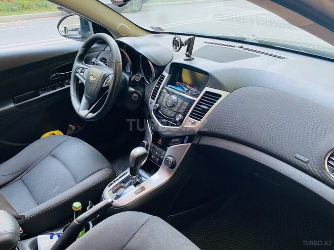 Chevrolet Cruze 2015, 131,000 km - 1.4 l - Yevlax
