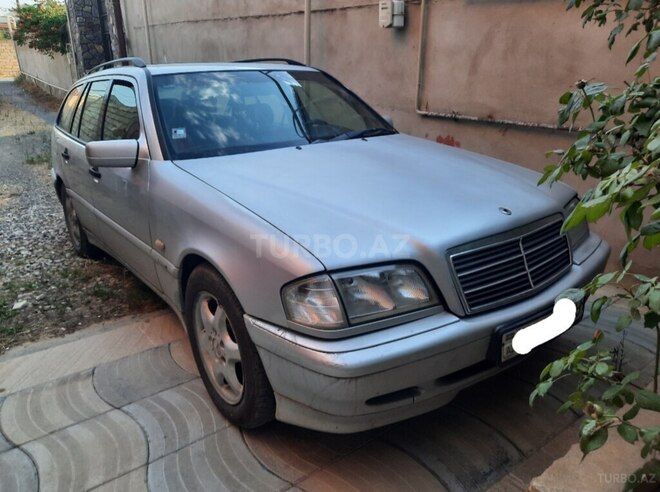 Mercedes C 200 2000, 320,000 km - 2.0 л - Bakı