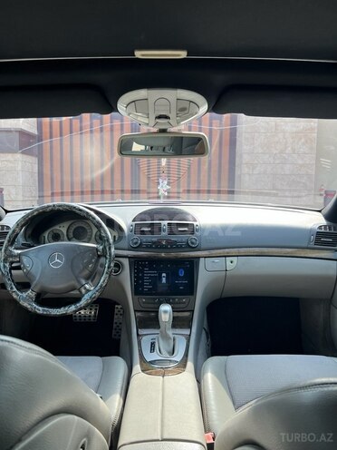 Mercedes E 270 2003, 422,000 km - 2.7 l - Bakı