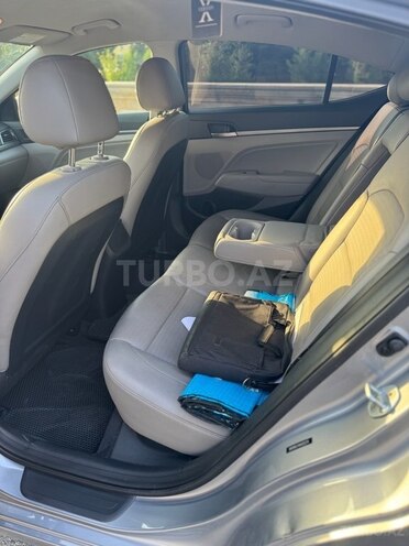 Hyundai Elantra 2016, 145,646 km - 2.0 l - Bakı