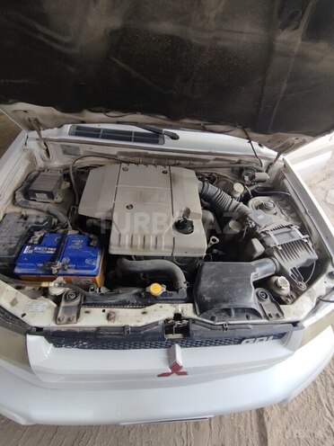 Mitsubishi Pajero io 2000, 351,134 km - 1.8 л - Salyan