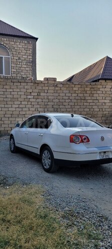 Volkswagen Passat 2005, 360,000 km - 2.0 l - Gəncə