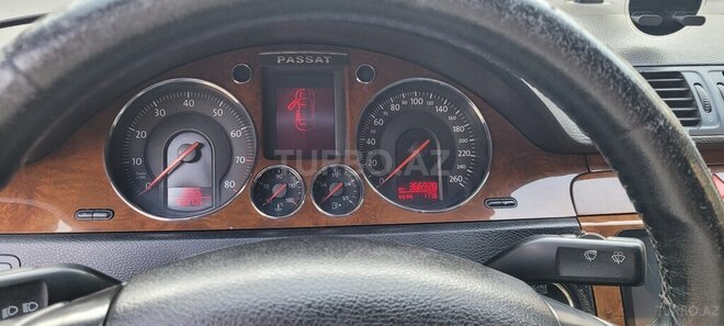 Volkswagen Passat 2005, 360,000 km - 2.0 l - Gəncə