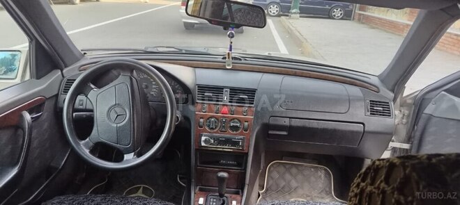 Mercedes C 200 1997, 294,213 km - 2.0 л - Ağstafa