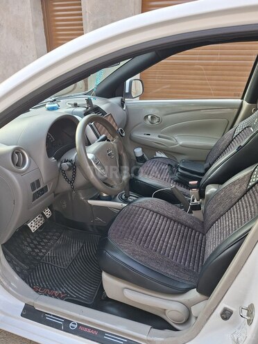 Nissan Sunny 2014, 243,000 km - 1.5 л - Bakı