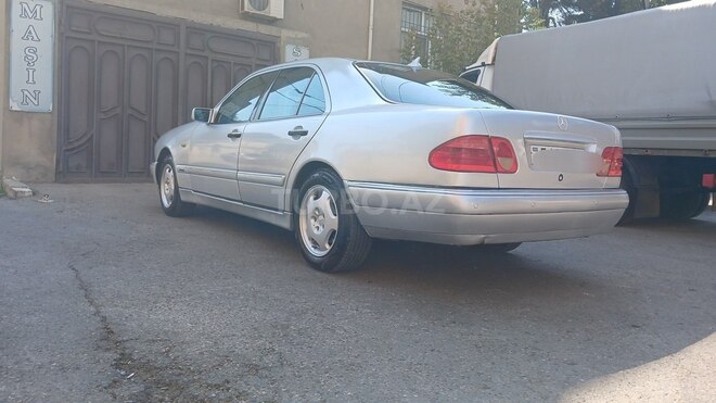 Mercedes E 240 1997, 400,000 km - 2.4 l - Bakı