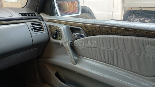 Mercedes E 240 1997, 400,000 km - 2.4 l - Bakı