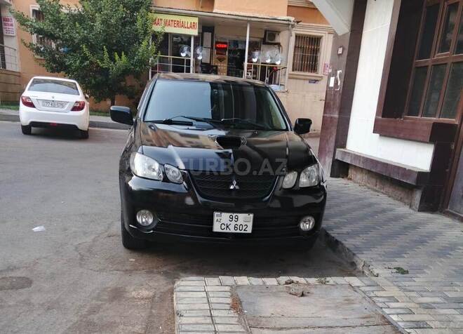 Mitsubishi Airtrek 2003, 256,000 km - 2.0 л - Bakı