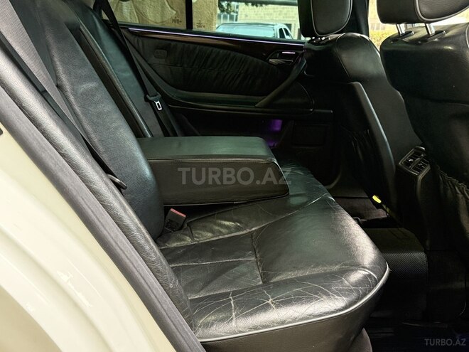 Mercedes E 320 2000, 302,000 km - 3.2 l - Beyləqan