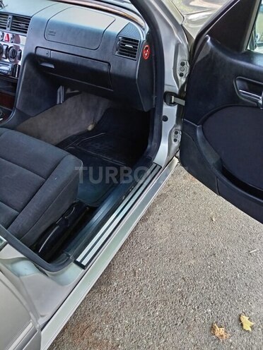 Mercedes C 180 1998, 365,000 km - 1.8 л - Qazax