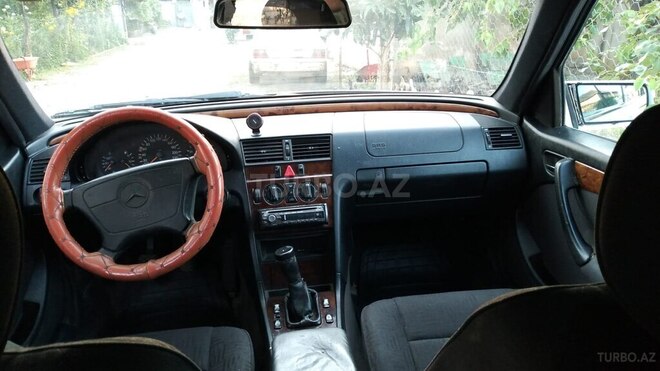 Mercedes C 180 1998, 365,000 km - 1.8 л - Qazax