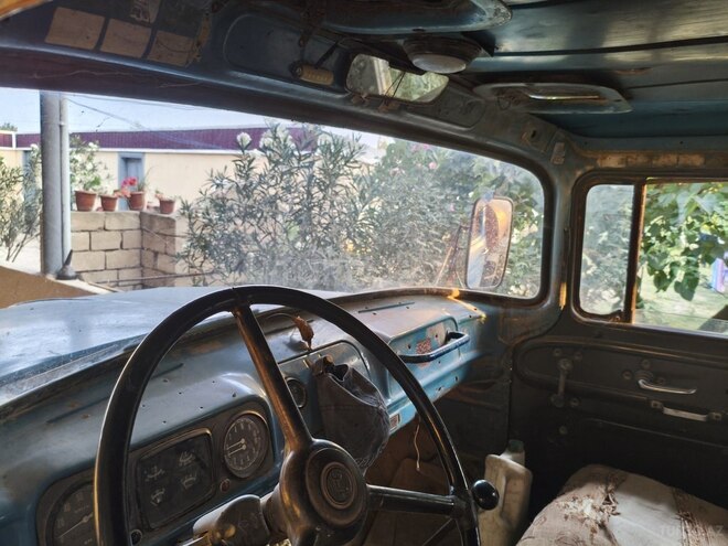 ZIL 130 1991, 250,000 km - 6.0 l - Hacıqabul