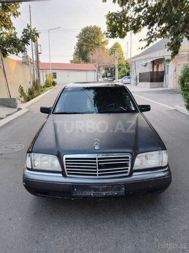 Mercedes C 180 1995, 325,000 km - 1.8 l - Gəncə