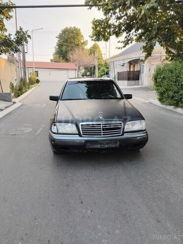 Mercedes C 180 1995, 325,000 km - 1.8 l - Gəncə