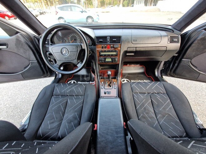 Mercedes C 240 1999, 254,873 km - 2.4 l - Sumqayıt