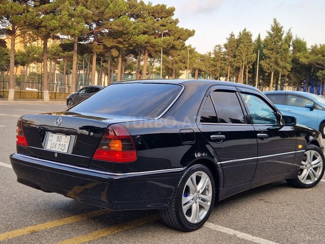Mercedes C 240 1999, 254,873 km - 2.4 l - Sumqayıt