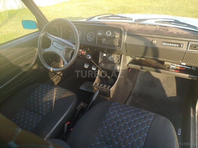 LADA (VAZ) 2107 2005, 200,000 km - 1.6 l - Qax