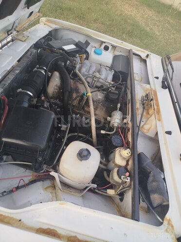 LADA (VAZ) 2107 2005, 200,000 km - 1.6 l - Qax