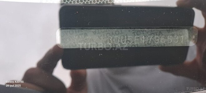 Toyota Prius 2014, 250,000 km - 1.8 л - Bakı