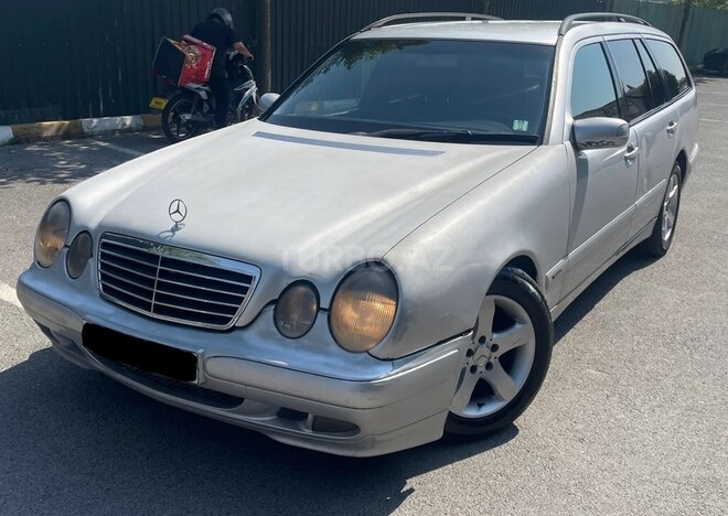 Mercedes E 240 2000, 226,452 km - 2.4 l - Bakı