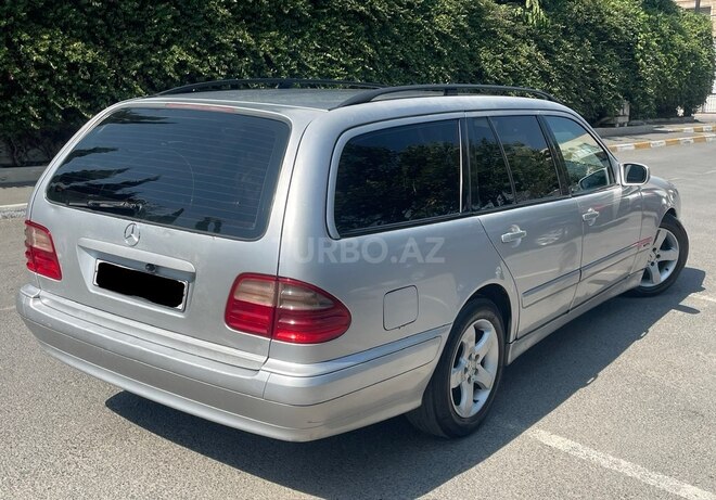 Mercedes E 240 2000, 226,452 km - 2.4 l - Bakı