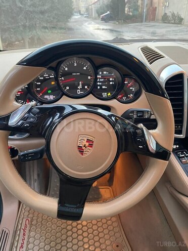 Porsche  2013, 250,000 km - 3.0 l - Sumqayıt