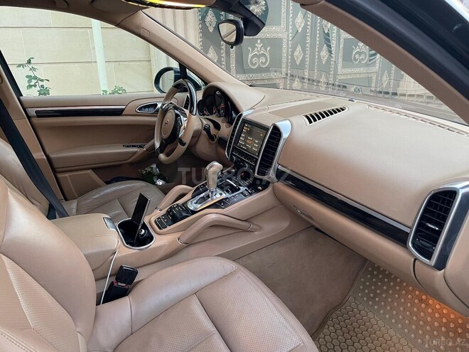 Porsche  2013, 250,000 km - 3.0 l - Sumqayıt
