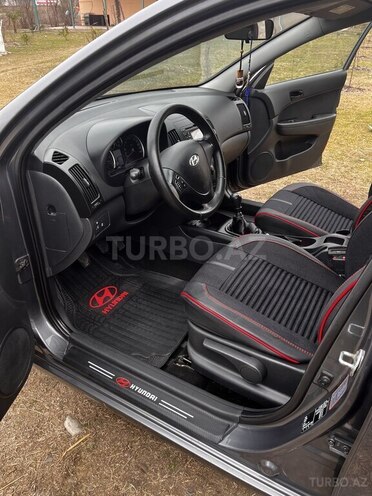 Hyundai i30 2009, 190,000 km - 1.4 л - Mingəçevir