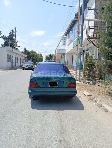 Mercedes E 250 1995, 500,000 km - 2.5 l - Bakı
