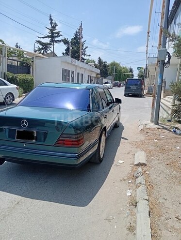 Mercedes E 250 1995, 500,000 km - 2.5 l - Bakı