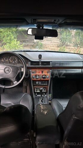 Mercedes E 250 1995, 500,000 km - 2.5 l - Bakı
