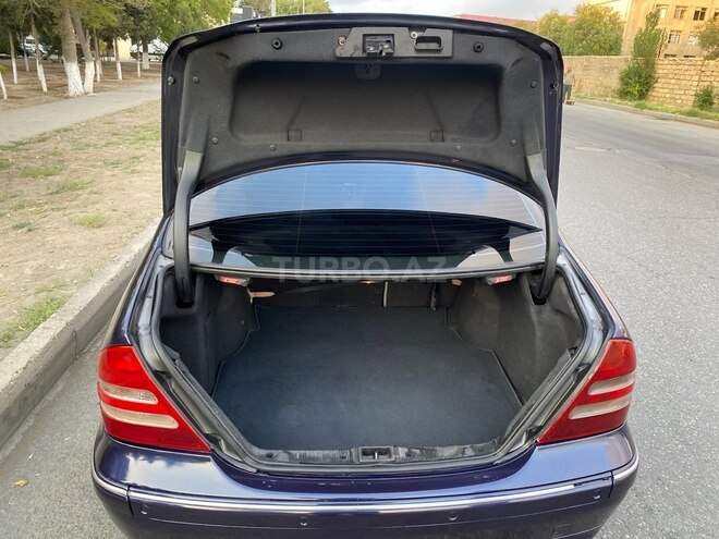 Mercedes C 220 d 2001, 430,000 km - 2.2 l - Sumqayıt
