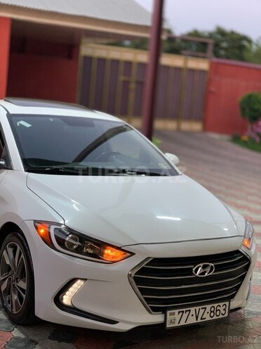 Hyundai Elantra 2017, 251,058 km - 2.0 l - Balakən